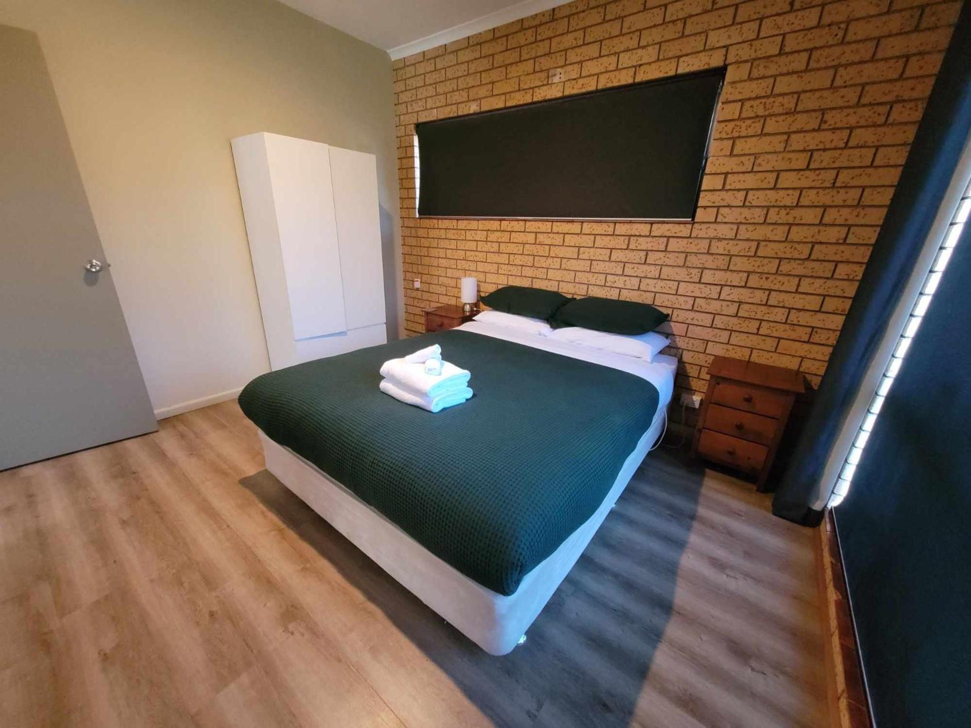 The Bright Motor Inn Bagian luar foto