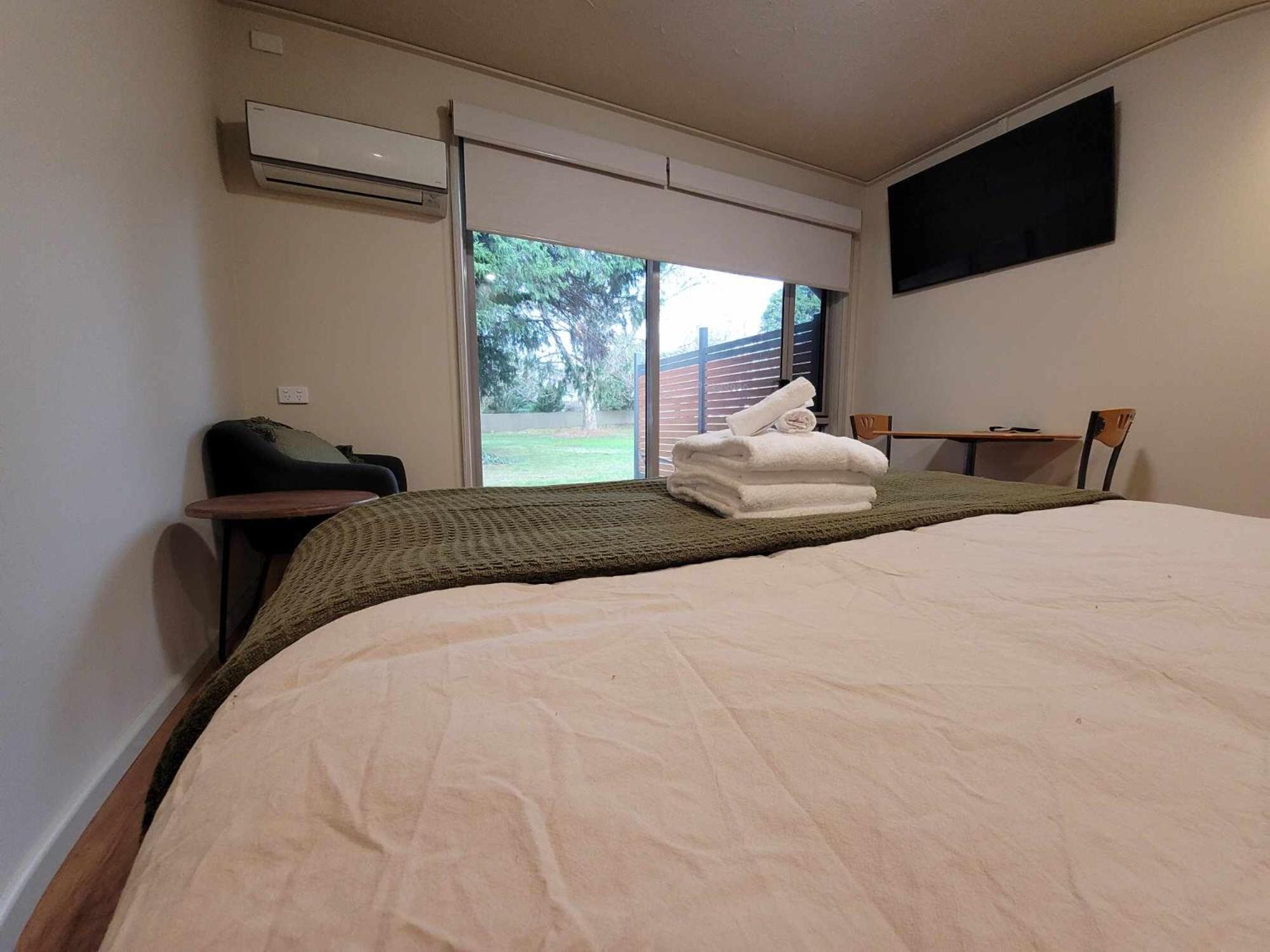 The Bright Motor Inn Bagian luar foto